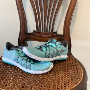 Women’s Nike Fury2 shoes